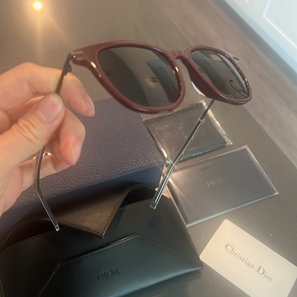 Dior homme tinted burgundy sunglasses - Picture 9 of 11